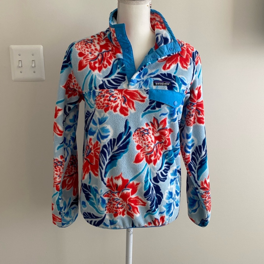 Patagonia synchilla floral sweater xs